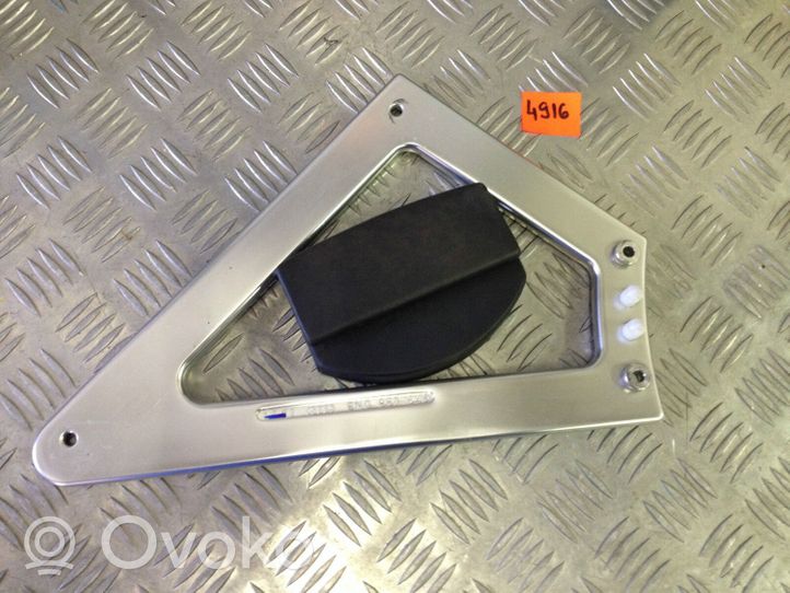 Audi TT Mk1 Autres éléments de console centrale 8N0857646