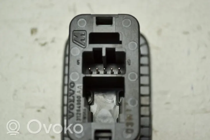 Volvo XC60 Tailgate/boot open switch button 31264960AA