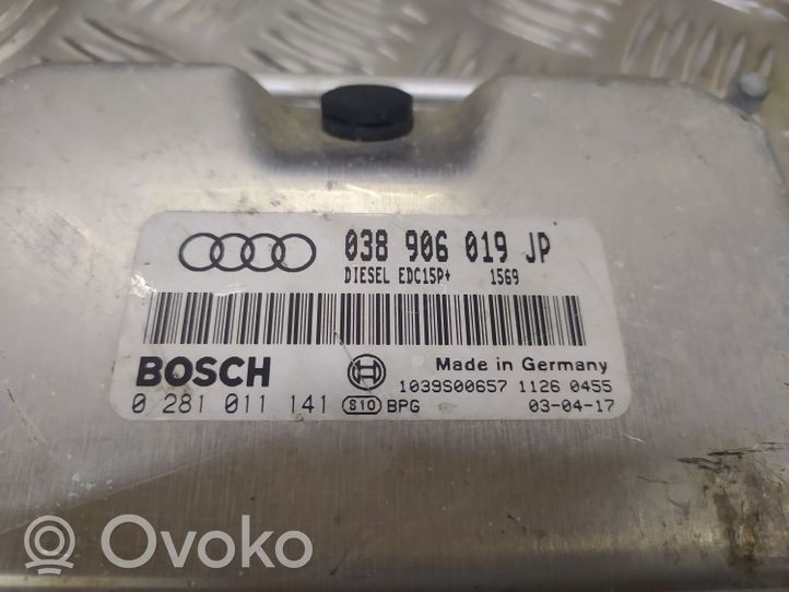 Audi A4 S4 B6 8E 8H Moottorin ohjainlaite/moduuli 038906019JP