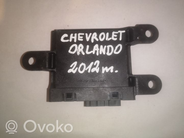 Chevrolet Orlando Pysäköintitutkan (PCD) ohjainlaite/moduuli 20895116