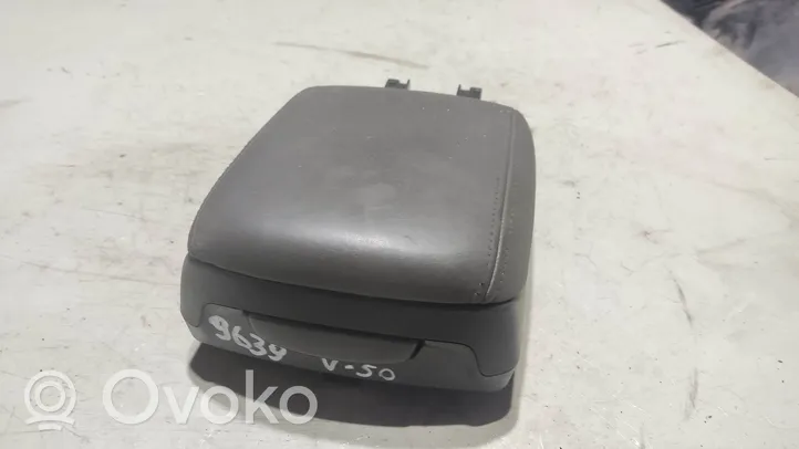 Volvo V50 Armrest 