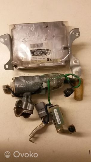 Toyota Corolla E110 Kit centralina motore ECU e serratura 8966612020