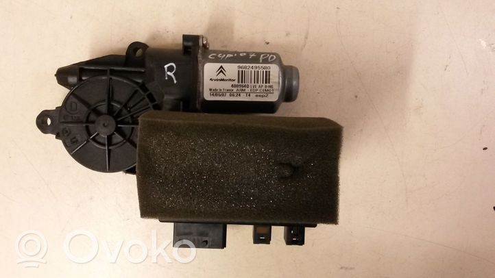 Citroen C4 I Picasso Motorino alzacristalli della portiera anteriore 9682495580