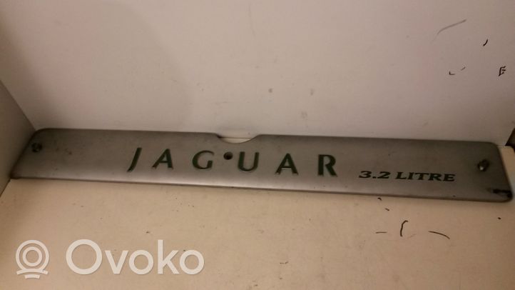 Jaguar XJ X300 Couvercle cache moteur 