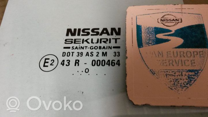 Nissan Almera N16 Takasivuikkuna/-lasi 