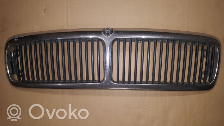 Jaguar XJ X300 Grille calandre supérieure de pare-chocs avant 