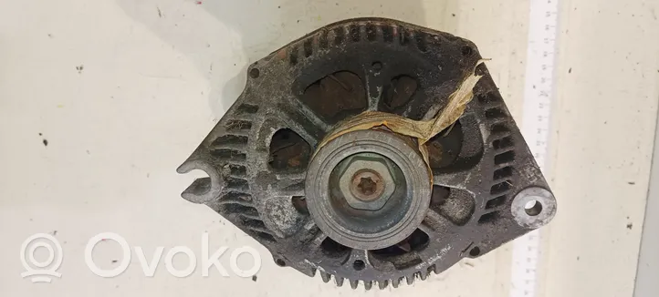 Peugeot 605 Alternador 