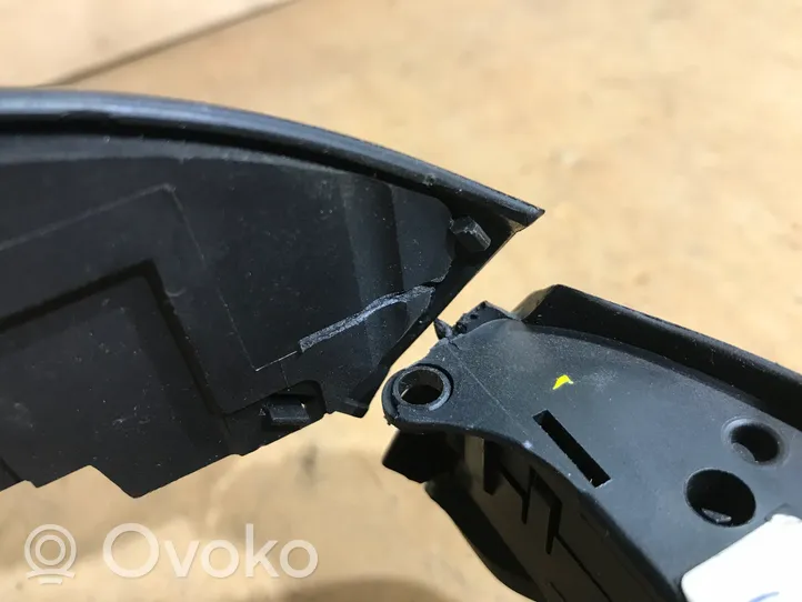 Citroen C4 I Кнопки рулевого колеса 96497903XT