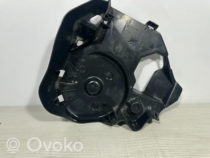 Opel Grandland X Alustan takasuoja välipohja 9813384580