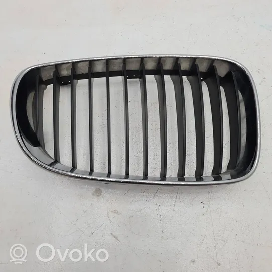 BMW 1 E82 E88 Grille de calandre avant 7179656