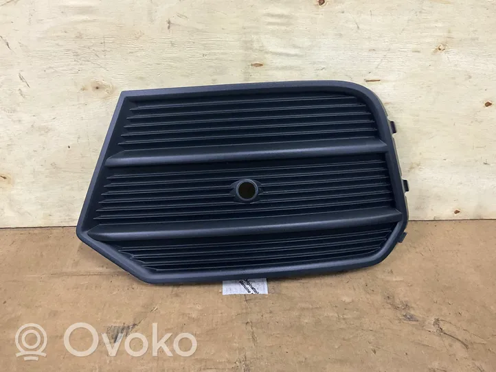 Audi Q3 8U Mascherina inferiore del paraurti anteriore 8U0919267N