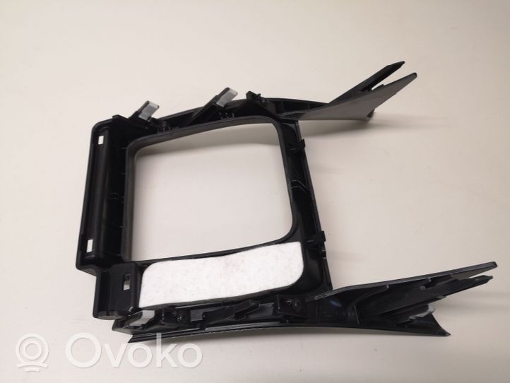 Lexus IS 220D-250-350 Rivestimento in plastica cornice della leva del cambio 5880453030