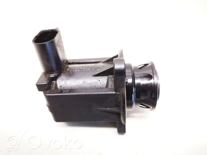 Skoda Octavia Mk2 (1Z) Attuatore elettrico del turbocompressore 06H145710D