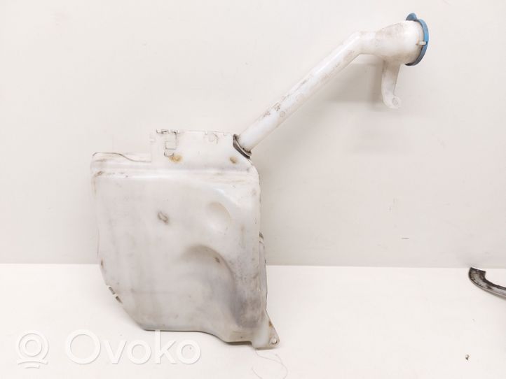 Nissan Qashqai Zbiornik płynu spryskiwaczy lamp 28910JD000