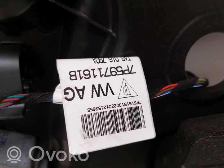 Porsche Cayenne (92A) Elektryczny podnośnik szyby drzwi przednich 7P5837756D