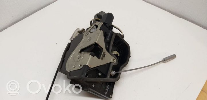 BMW 7 E65 E66 Rear door lock 8240586