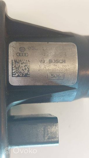 Audi A3 S3 8P Attuatore/motore della valvola del collettore di aspirazione 03L129086A