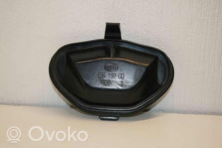 Opel Vectra C Osłona żarówki lampy przedniej 15619200