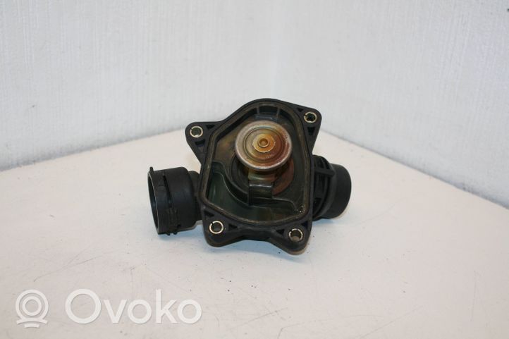 BMW 3 E46 Termostats / termostata korpuss 7785053