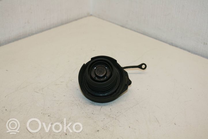 Volkswagen PASSAT B5.5 Fuel tank filler cap 1J0201553C