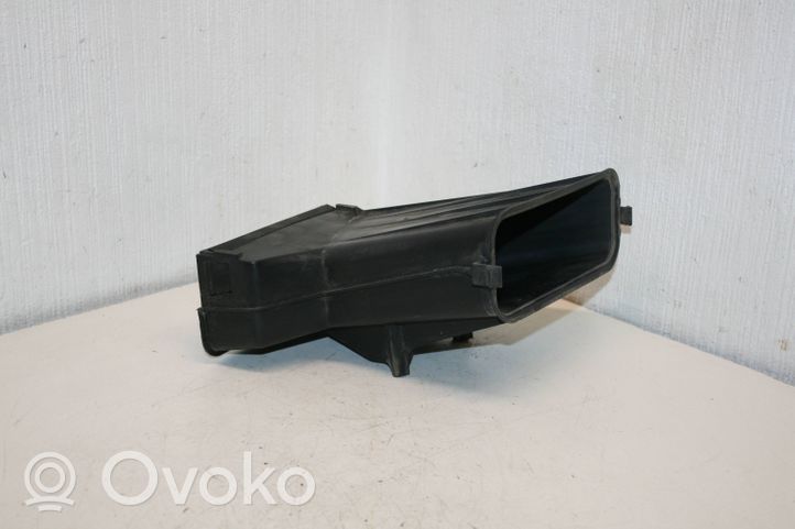 Skoda Fabia Mk2 (5J) Część rury dolotu powietrza 5J0805971