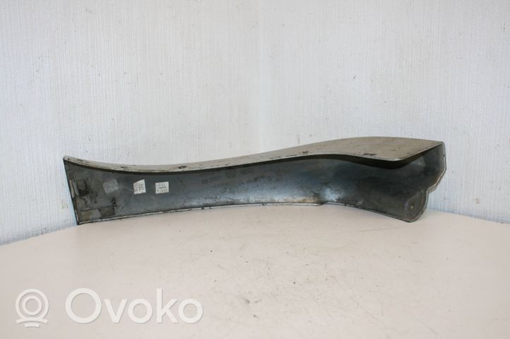 Chrysler Voyager Front mudguard 92537377