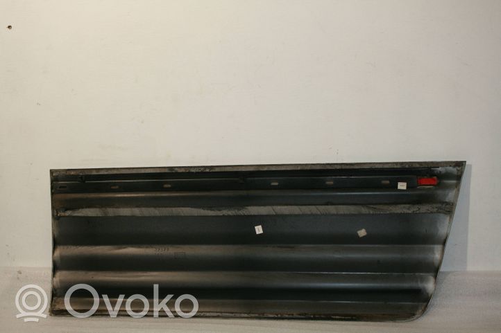 Chrysler Voyager Listwa drzwi przednich 37377