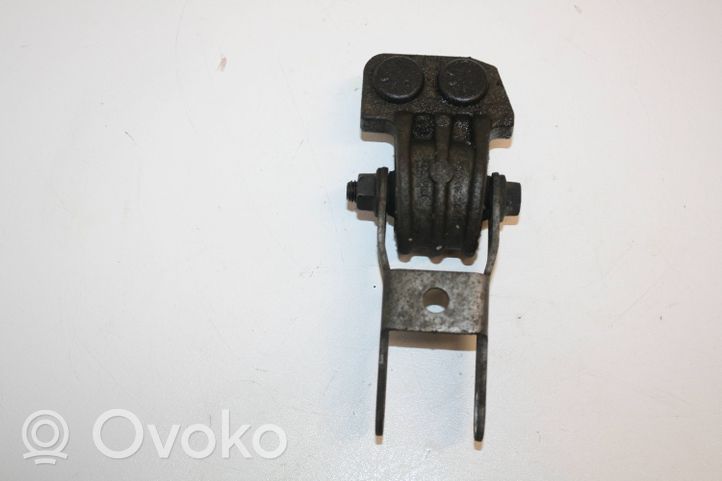 Volvo V70 Supporto di montaggio del motore 30680750