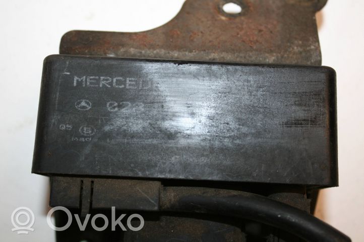 Mercedes-Benz ML W163 Przekaźnik / Modul układu ogrzewania wstępnego 0285454032