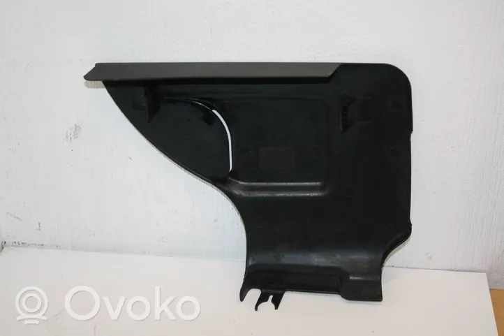 Volkswagen PASSAT B5.5 Kita variklio skyriaus detalė 058133849C