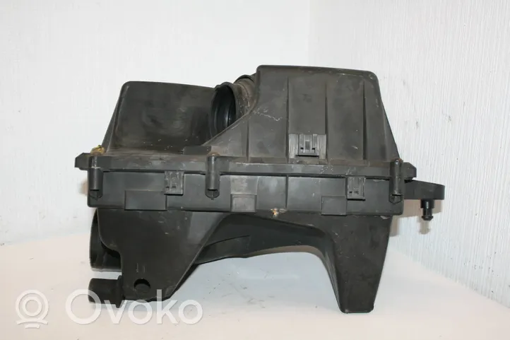 Opel Vectra C Oro filtro dėžė 382131589