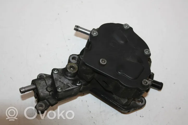 Volkswagen Golf V Alipainepumppu 038145215