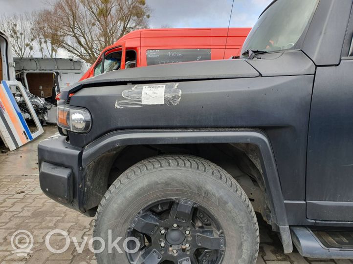 Toyota FJ cruiser Spārns 