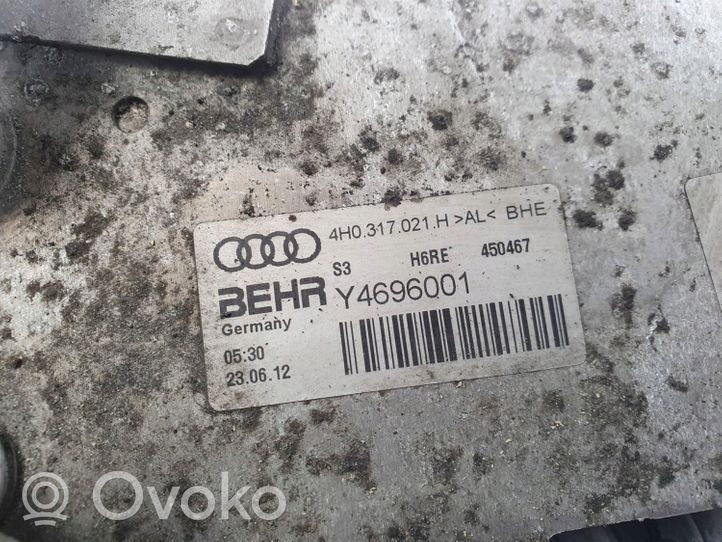 Audi A8 S8 D4 4H Jäähdyttimen lauhdutin 4H0317021H