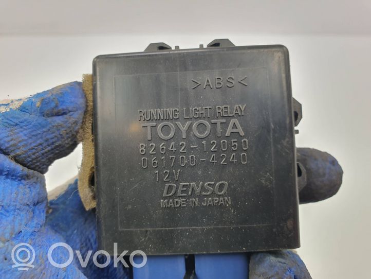 Toyota Corolla Verso E121 Sterownik / moduł świateł Xenon ŚWIATEŁ 82642-12050