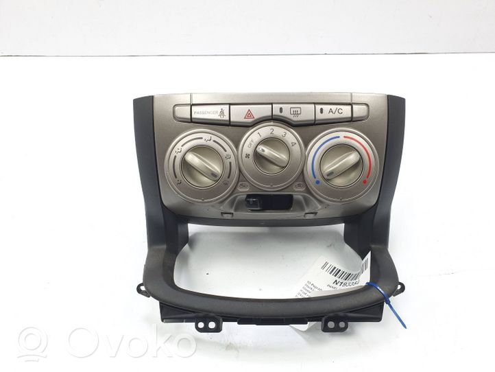 Daihatsu Sirion Console centrale, commande chauffage/clim 