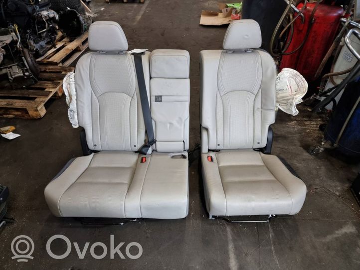 Lexus RX 330 - 350 - 400H Fotele / Kanapa / Komplet 