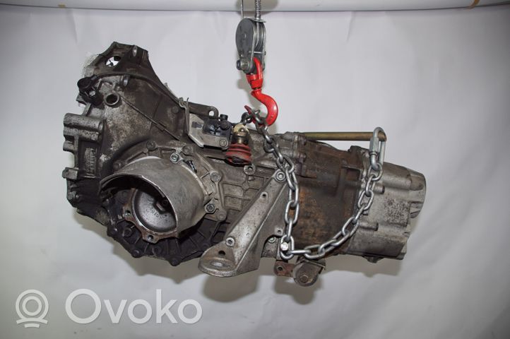 Audi A4 S4 B5 8D Mechaninė 6 pavarų dėžė DQS