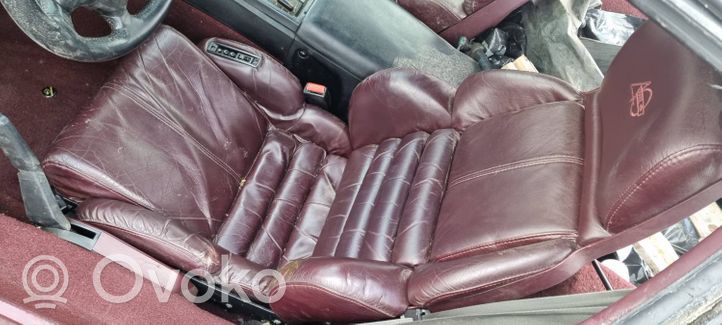 Chevrolet Corvette Seat set 