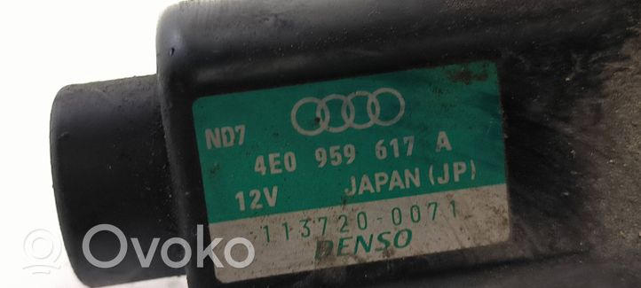 Audi A8 S8 D3 4E Pompa dell’acqua 4E0959617A