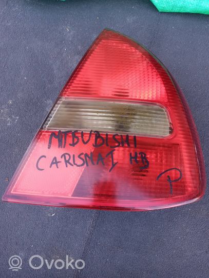 Mitsubishi Carisma Luci posteriori 151086