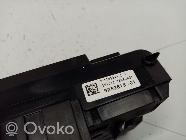 BMW 5 F10 F11 Sulakemoduuli 9252815