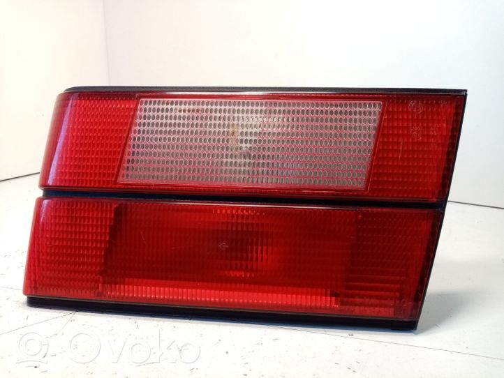 BMW 5 E34 Luces portón trasero/de freno 63218351632