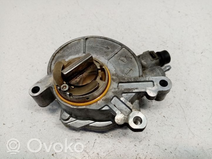 BMW 5 F10 F11 Pompe à vide 11667566291