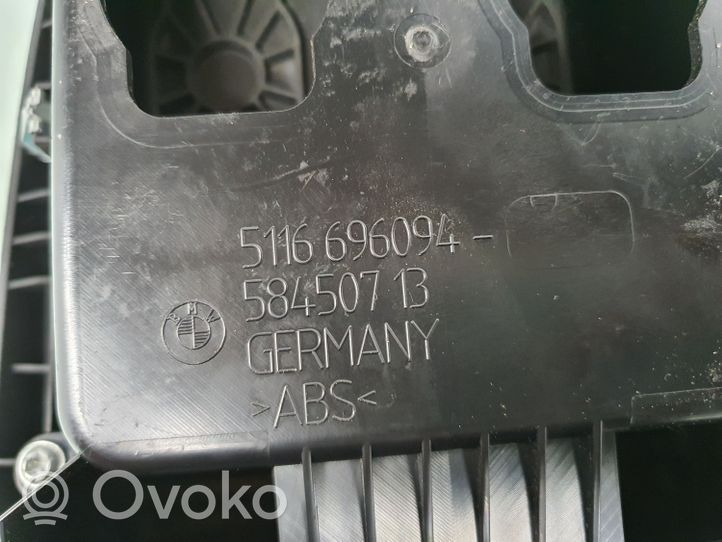 BMW 3 E92 E93 Daiktadėžė centrinės konsolės 51166963913