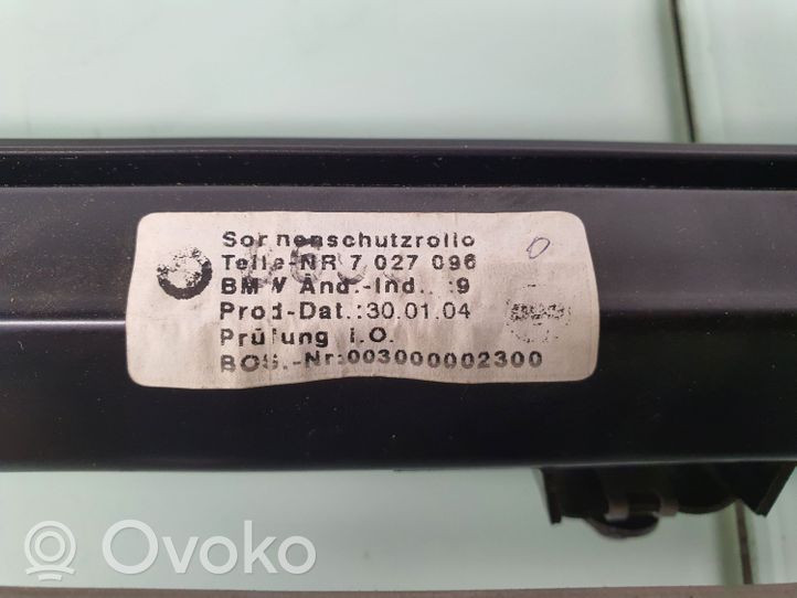 BMW 5 E60 E61 Elektrinė galinio stiklo užuolaida 7027096