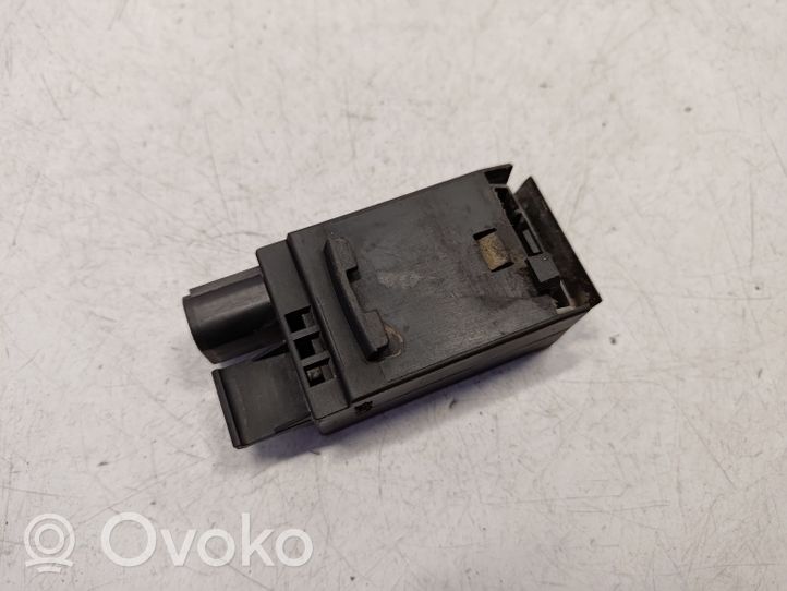 BMW 7 E38 AUC sensor 64118391470