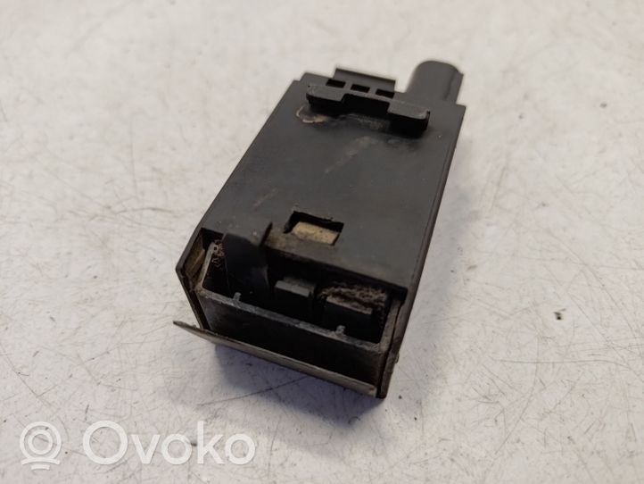 BMW 7 E38 AUC sensor 64118391470