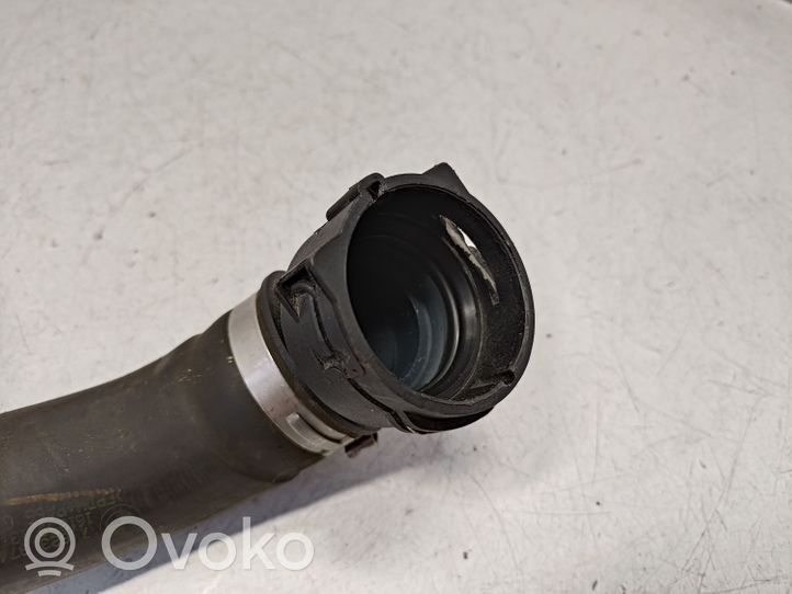 BMW X5 E70 Tubo flessibile del liquido di raffreddamento del motore 7623374