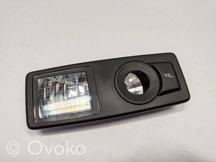 BMW X5 E70 Lampka podsufitki tylna 63316972972